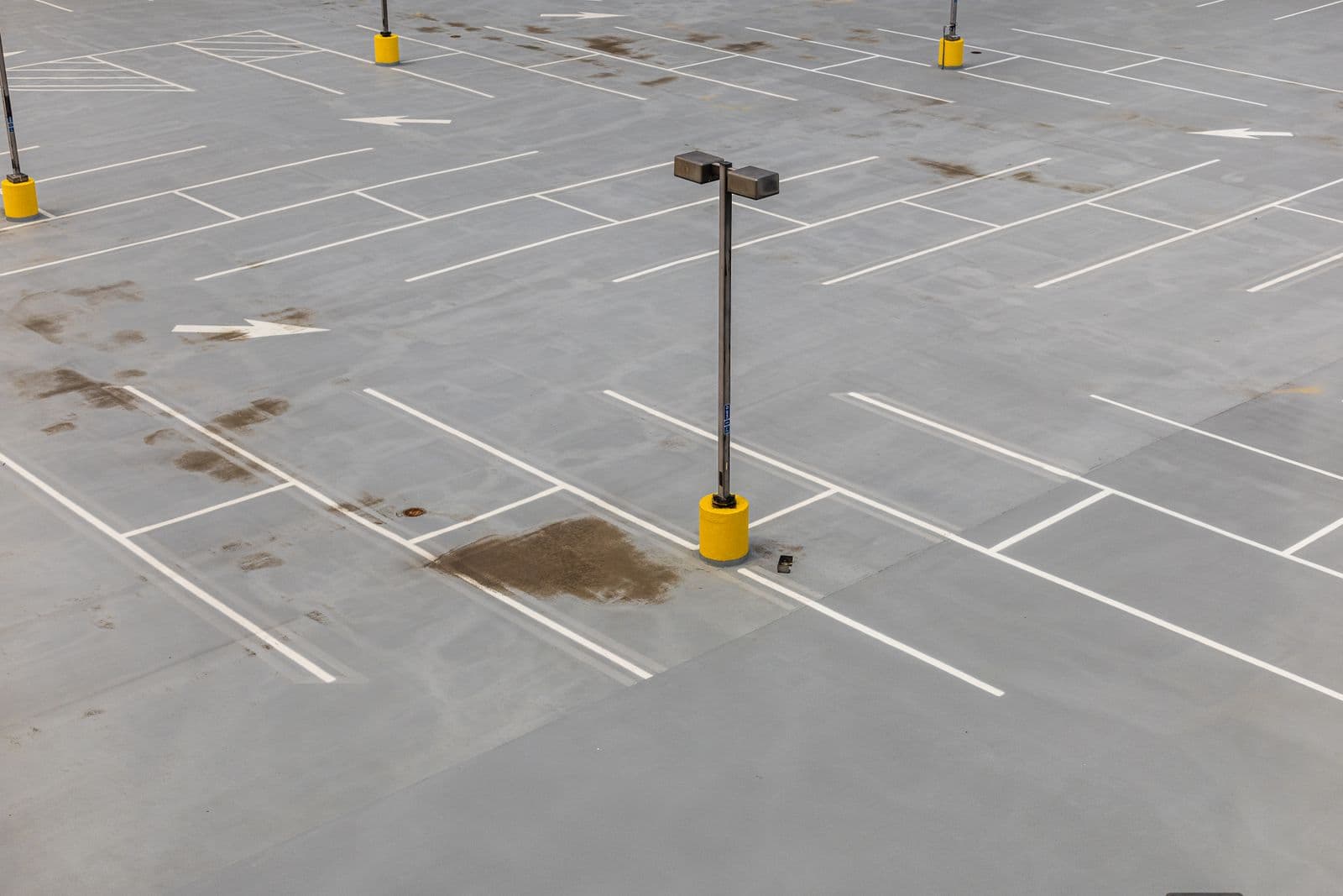 Commercial Concrete in Ocala: Parking Lots, Warehouse & Store Slabs